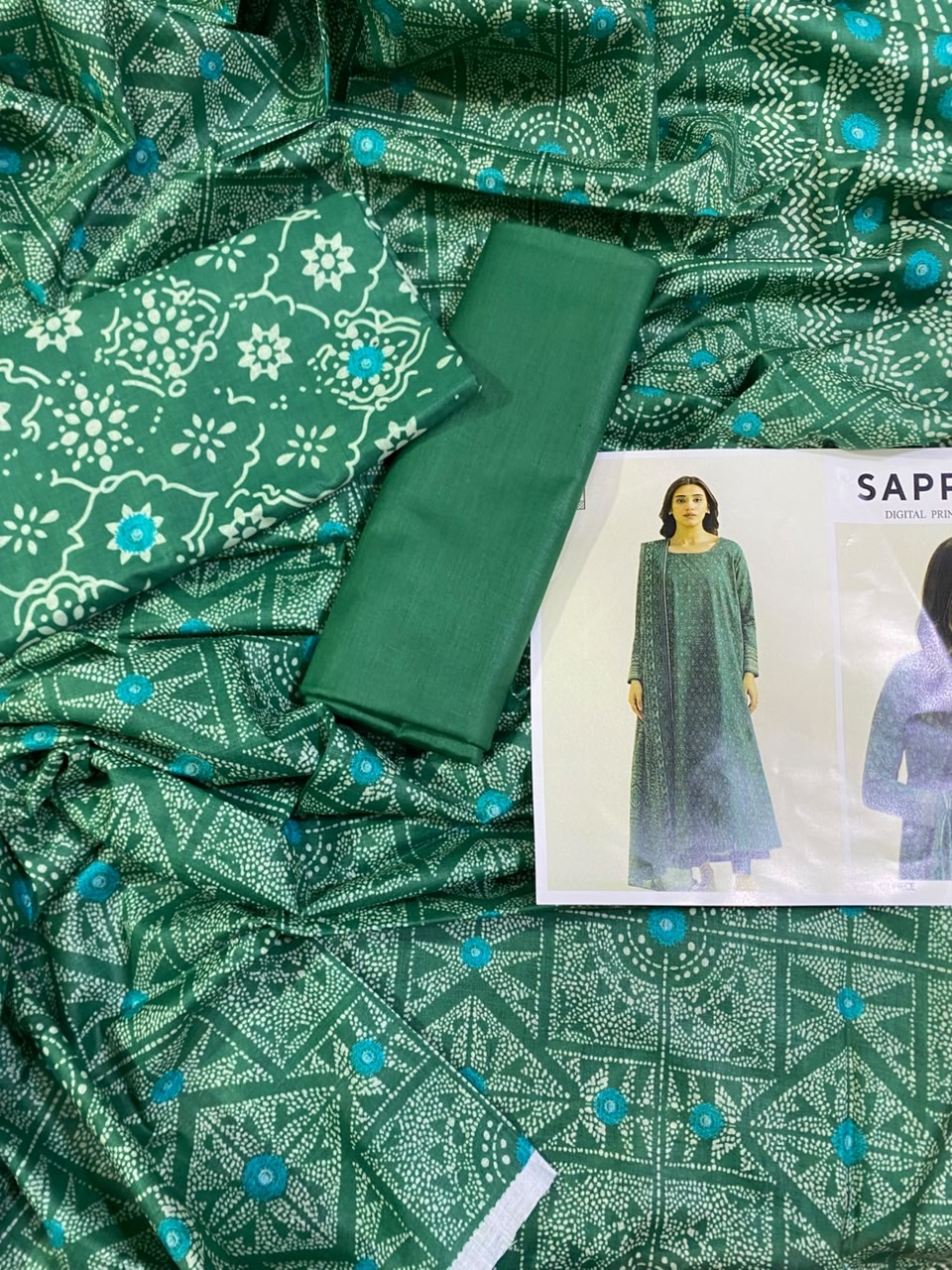 Sapphire Lawn 3pcs